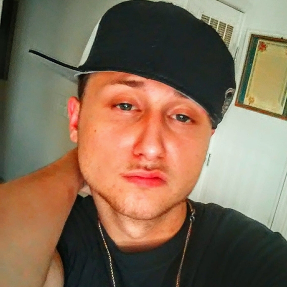 Meet your Posher, Tyler - Picture 1 of 1